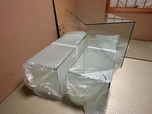 大型アクリルケース（価格交渉OKです）