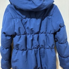 女の子　ネイビーダウンコート　150の画像