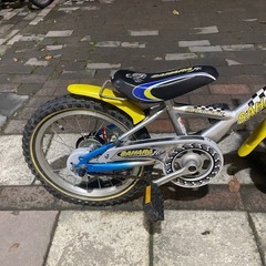 【5720】幼児車　16インチ　3,300円（税込）の画像