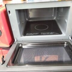 ボディ鏡面仕上げ　2022年製　極上美品　便利なフラット車庫搭載　縦開き　オーブンレンジ　電子レンジの画像