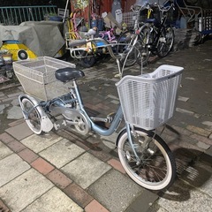 【5718】大人三輪車　ブリヂストン　前18・後16インチ　28,100円（防犯・税込）の画像