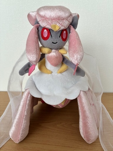 超美品 メガディアンシー ポケモンセンター購入 ぬいぐるみ　ディアンシーおまけ付き