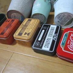 🍊アンティーク缶大量出品の画像