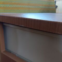 引取限定 or 近隣配送OK！木目調天板のワイド多段チェスト 7段 プラスチック製 整理タンス 北欧風 シンプル 収納ケース 衣装ケースの画像