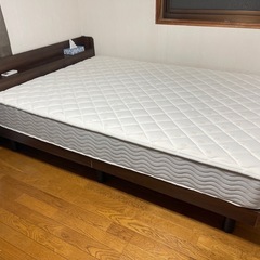 ベッドの画像