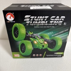 ラジコンカー 子供向け スタントカー 360度両面ロール グリーン ワイヤレスリモコン ドリフト グリーン プレゼントの画像