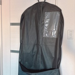 [新品未使用]レディーススーツジャケット黒色の画像