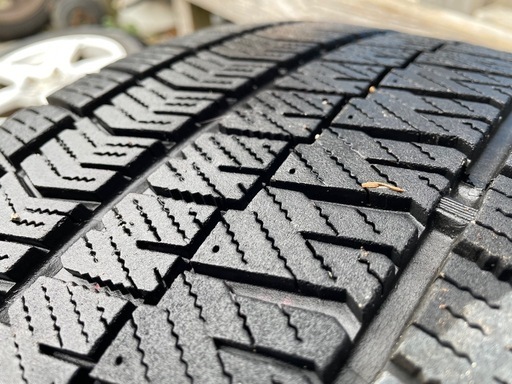 キャンセル出ました　希少 V35 スカイライン 350GTプレミアム純正 RAYS製ホイール レイズ ブリヂストン ブリザック BLI