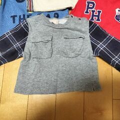 80サイズ　トレーナーの画像