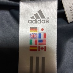 adidas men'sジャケットの画像