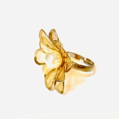 ビンテージ　指輪　花　パールの画像