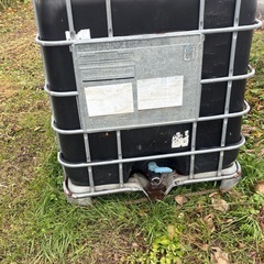 貯水タンク雨水タンク給水タンク
　1000Lタンクの画像