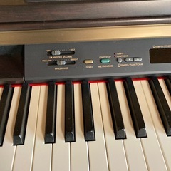 ヤマハ　グラビノーヴァ　　電子ピアノの画像