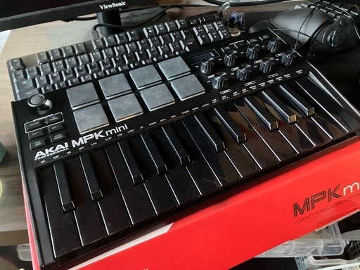 MIDIキーボード　25鍵　AKAI PROFESSIONAL　 MPK mini MK3