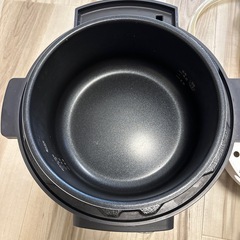 アイリスオーヤマ電気圧力鍋4L　ブラックの画像