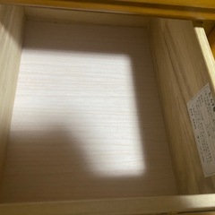 低めの横長チェストの画像