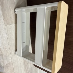 トイレ収納の画像