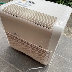 パナソニック気化式加湿器の画像