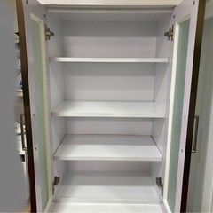 【引き取り】食器棚の画像