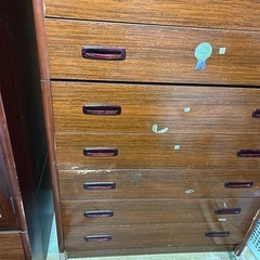 【無料でどうぞ】昭和レトロなタンスの画像