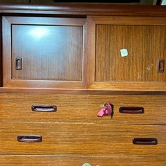 【無料でどうぞ】昭和レトロなタンスの画像