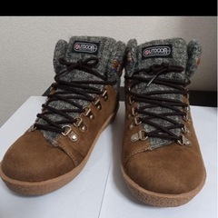 outdoor23.5センチ トレッキングシューズ