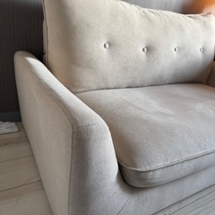 【急募】ニトリ2人掛けソファ(ベージュ)の画像