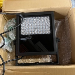 東芝LED投光器　照明器具　の画像