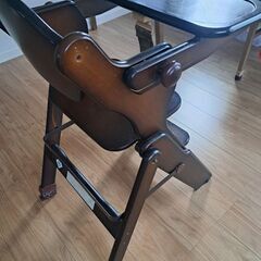 ベビーテーブルチェア　０円の画像
