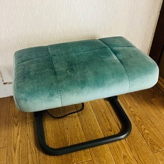 足ブルブルオットマンの画像