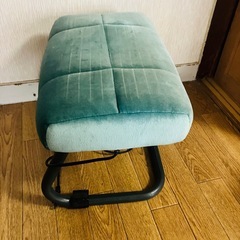 足ブルブルオットマンの画像