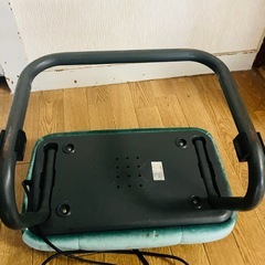 足ブルブルオットマンの画像