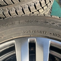 トヨタ純正アルミスタッドレス付きの画像