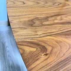 ローテーブルと椅子
の画像