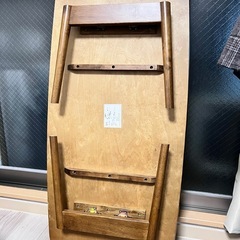 ローテーブルと椅子
の画像