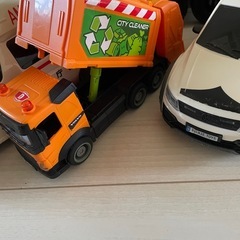 働く車　消防車　救急車　パトカーなどの画像