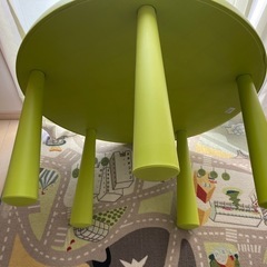 イケヤ　テーブル、イスセットの画像