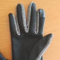 【新品】ワークマン　スマホ対応手袋　裏起毛　滑り止め付きの画像