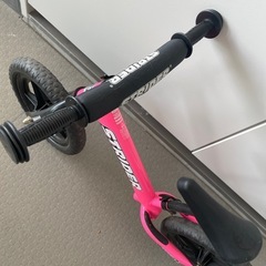 ストライダー  ピンク の画像