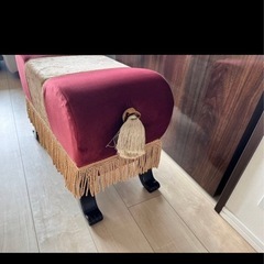 美女と野獣 サルタン スツールの画像