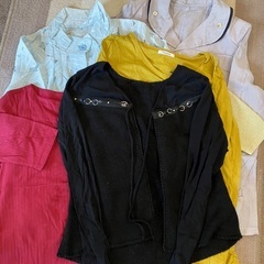 レディーストップス8点200円①の画像