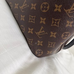 ルイヴィトン　ショルダーバッグ　ネオノエ　モノグラム　レディース　黒の画像
