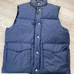 メンズ　リバーシブル　ダウンベストの画像