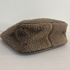 モコモコバッグの画像