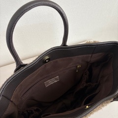 モコモコバッグの画像