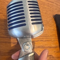 おしゃれでレトロな【ガイコツマイク】の画像