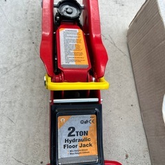 終了 フロアジャッキ 2トン  タイヤ交換に ジャンクでの画像