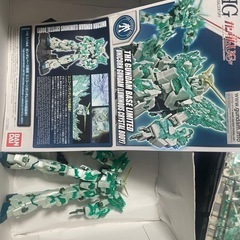 HGUCユニコーンガンダム（光の結晶体）の画像