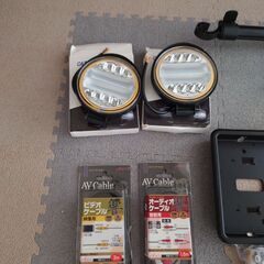 カー用品　モニタ　ケーブル　ライト　もろもろ　一式　の画像
