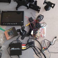 カー用品　モニタ　ケーブル　ライト　もろもろ　一式　の画像